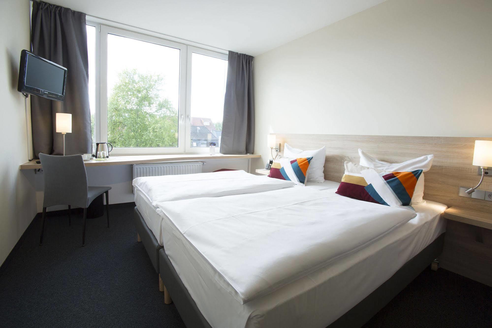 Atlantic Hotel Am Floetenkiel Бремерхафен Экстерьер фото